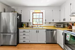 88 Anderson Ave, Yarmouth, ME 04096 - Photo 7
