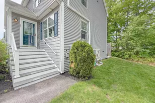 24 Garfield St, Saco, ME 04072 - Photo 3