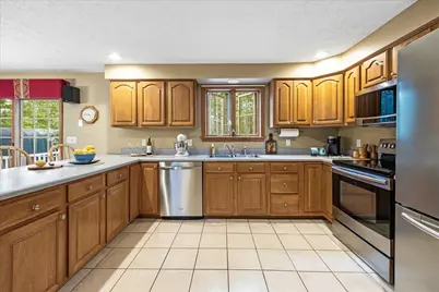 225 Holmes Road, Scarborough, ME 04074 - Photo 5