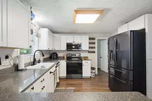 21 Dogwood Dr, South Berwick, ME 03908 - Photo 9