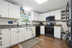 21 Dogwood Dr, South Berwick, ME 03908 - Photo 11
