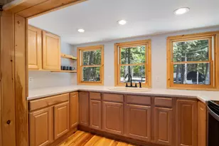 33 E Shore Dr, Limerick, ME 04048 - Photo 9
