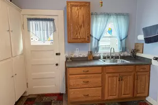 29 Pleasant St, Bar Harbor, ME 04609 - Photo 9
