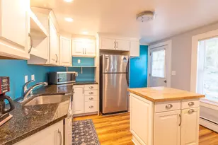 56 Bow St, Freeport, ME 04032 - Photo 7
