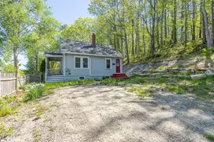 56 Bow St, Freeport, ME 04032 - Photo 5
