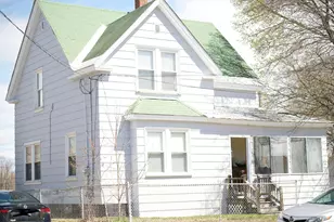 17 Katahdin Ave, Millinocket, ME 04462 - Photo 5