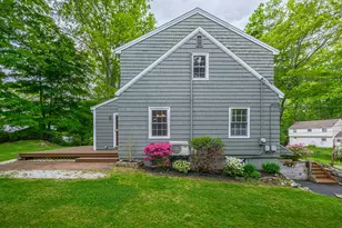 84 Oakhurst Rd, Cape Elizabeth, ME 04107 - Photo 5