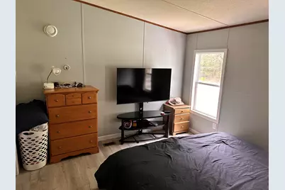 99 Dixon Road, Lebanon, ME 04027 - Photo 13