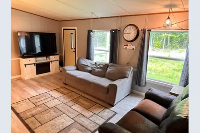 99 Dixon Road, Lebanon, ME 04027 - Photo 17