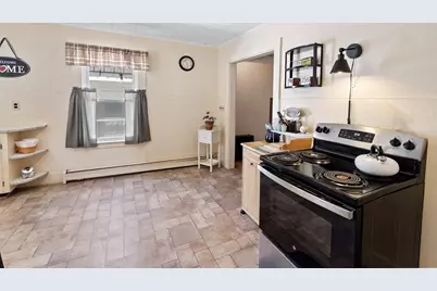 577 Brunswick Street, Old Town, ME 04468 - Photo 5