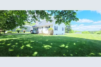 9 McKinley Drive, Lewiston, ME 04240 - Photo 3