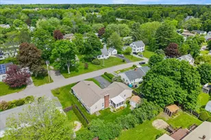 27 Weymouth St, Saco, ME 04072 - Photo 5