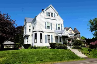 12 Lincoln St, Rockland, ME 04841 - Photo 1