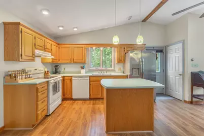 11 Frost Brook Lane, Freeport, ME 04032 - Photo 9
