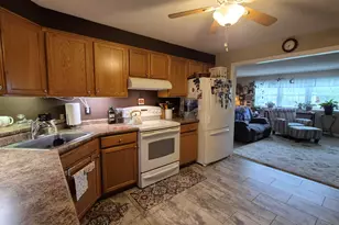 5 Mar-Val Terrace, Winslow, ME 04901 - Photo 5