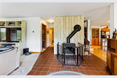 375 Priest Hill Road, Vassalboro, ME 04989 - Photo 15
