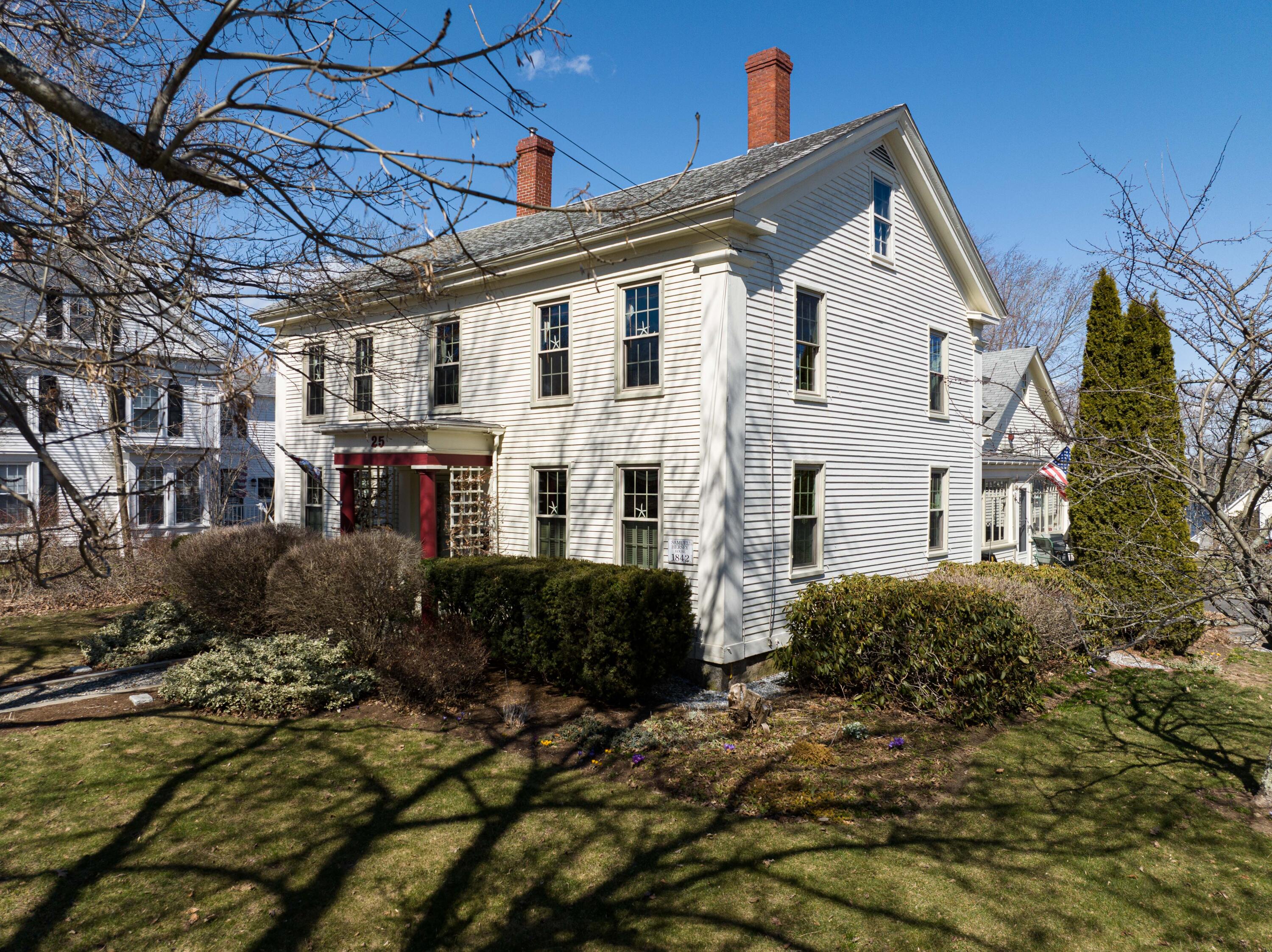 25 High St, Belfast, ME 04915 MLS 1556173 Coldwell Banker