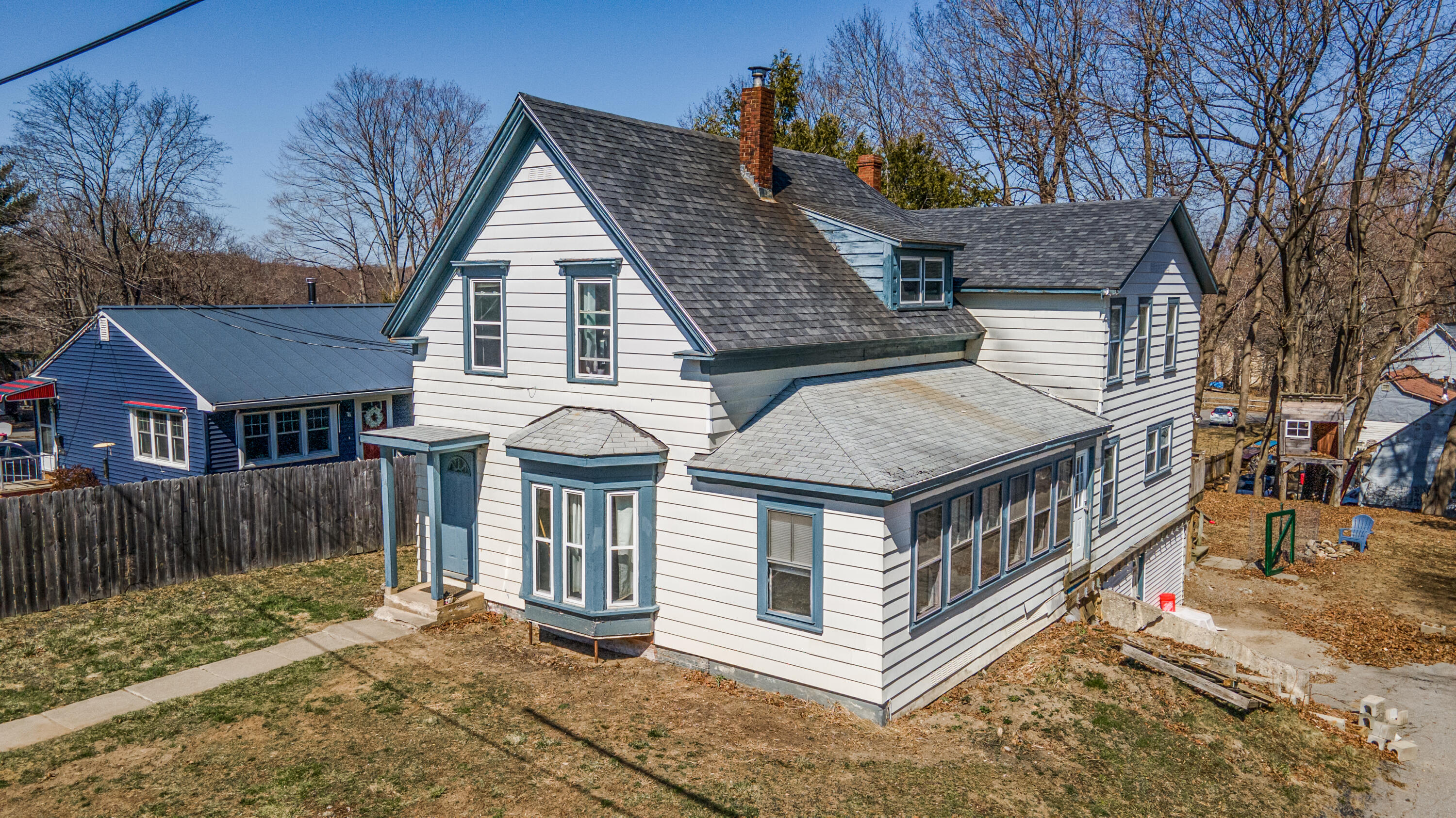 14 Pine St, Gardiner, ME 04345 MLS 1556872 Coldwell Banker