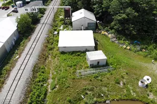 40 N Nobleboro Rd, Waldoboro, ME 04572 - Photo 1