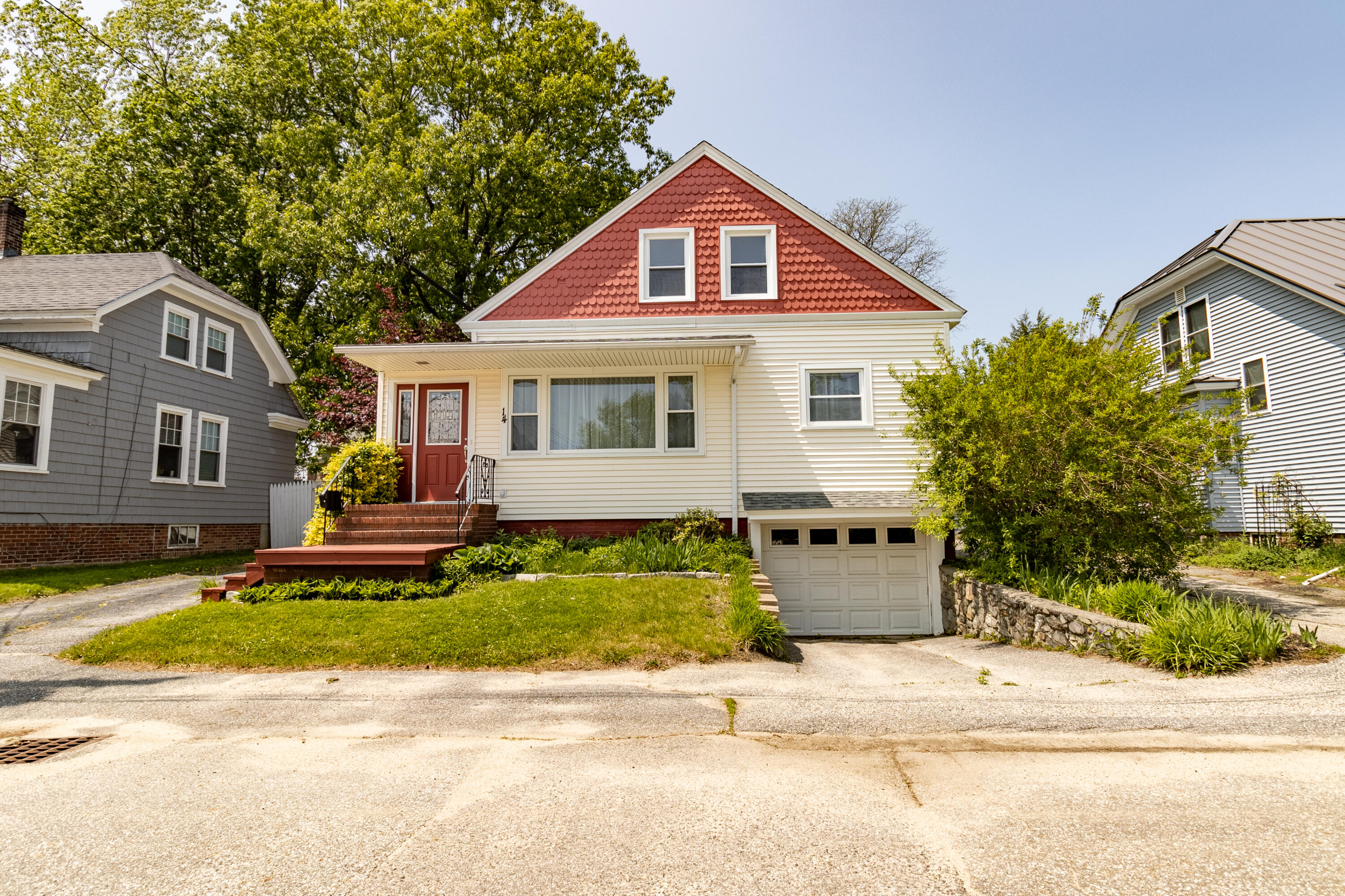 14 Bellegarde Ave, Lewiston, ME 04240 MLS 1560062 Coldwell Banker