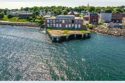 4, 13, 15 Sea Street, Eastport, ME 04631 - Photo 1