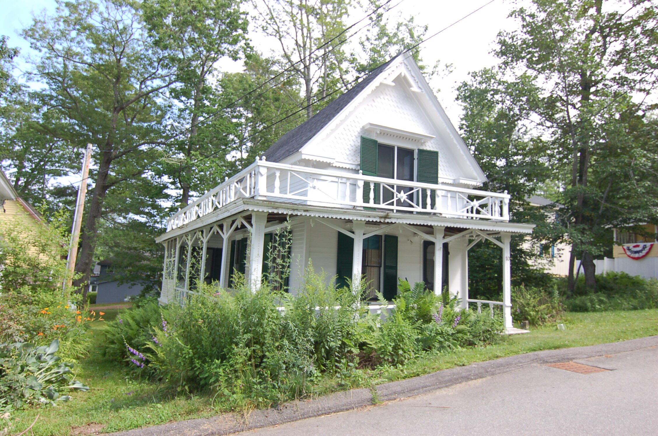 10 Maple St, Northport, ME 04849 MLS 1567057 Coldwell Banker