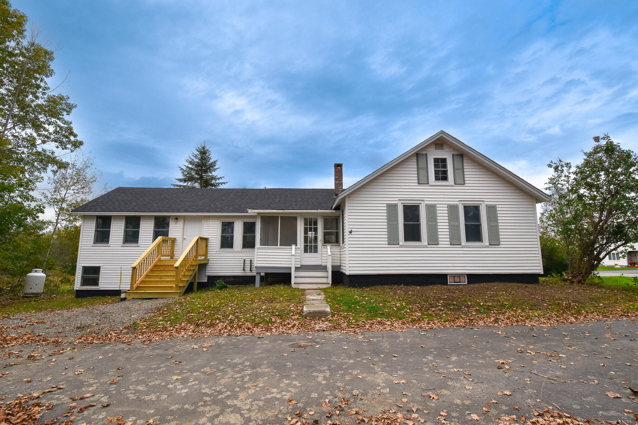 245 Main St, Corinth, Me 04427 - Mls 1574675 - Coldwell Banker