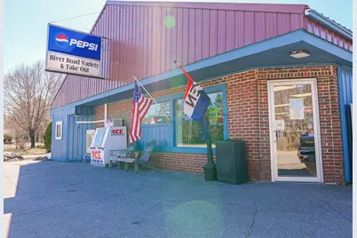691 River Avenue, Gardiner, ME 04345 - Photo 1