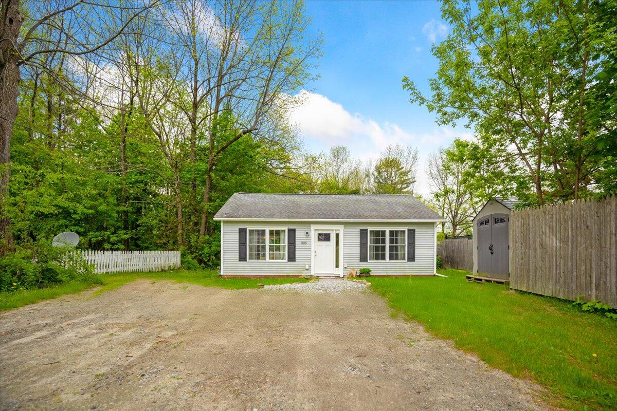 225 Scribner Blvd, Lewiston, ME 04240 MLS 1590369 Coldwell Banker