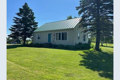 1453 Benton Avenue, Benton, ME 04901 - Photo 1