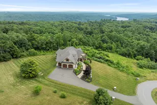 78 Overlook Dr, Hallowell, ME 04347 - Photo 1