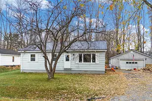 18 Sebasticook Dr, Clinton, ME 04927 - Photo 1