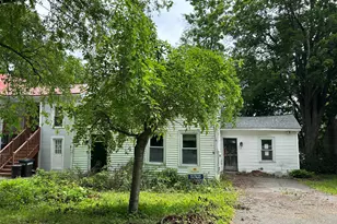 15 Florence St, Augusta, ME 04330 - Photo 1