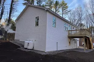 4 Colonial Dr, Raymond, ME 04071 - Photo 1