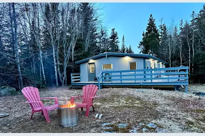 15 Bay State Road, Vinalhaven, ME 04863 - Photo 1