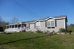 7 Dogleg Dr, Windham, ME 04062 - Photo 1