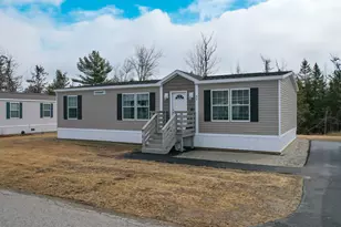 61 Baxter Blvd, Bucksport, ME 04416 - Photo 1