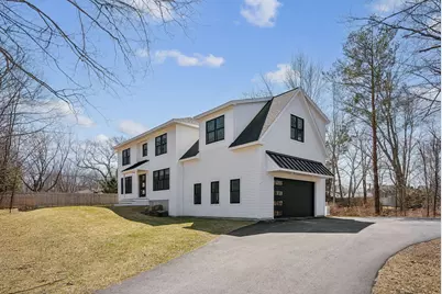 37 Grover Road, Cape Elizabeth, ME 04107 - Photo 1