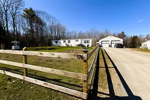 176 Violet Ln, Waldoboro, ME 04572 - Photo 1