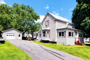 9 Locust St, Madison, ME 04950 - Photo 1