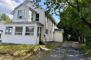 90 7th Ave, Madawaska, ME 04756 - Photo 1