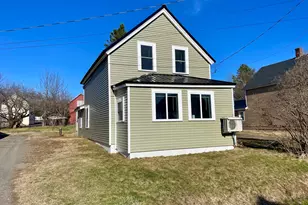 9 Wells St, Greenville, ME 04441 - Photo 1