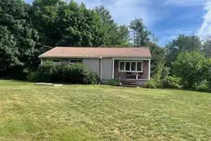 6 Kennison St, Manchester, ME 04351 - Photo 1