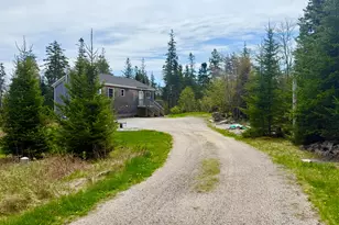 8 Berry Ln, Vinalhaven, ME 04863 - Photo 1