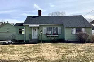 25 Brunswick Ave, Fort Fairfield, ME 04742 - Photo 1