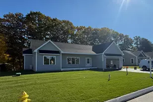 15 Magnolia Dr, Old Orchard Beach, ME 04064 - Photo 1