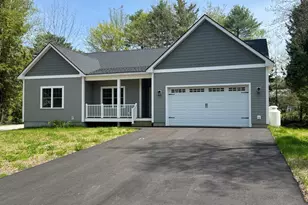 14 Macadamia Ln, Lewiston, ME 04240 - Photo 1