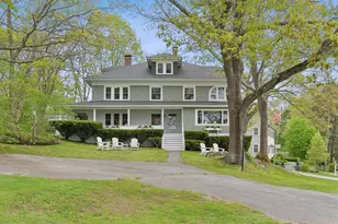 14 Oak St, Kennebunk, ME 04043 - Photo 1