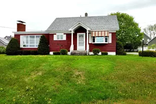 187 Maine Ave, Millinocket, ME 04462 - Photo 1
