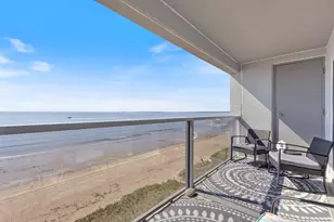 31 E Grand Ave, Old Orchard Beach, ME 04064 - Photo 1